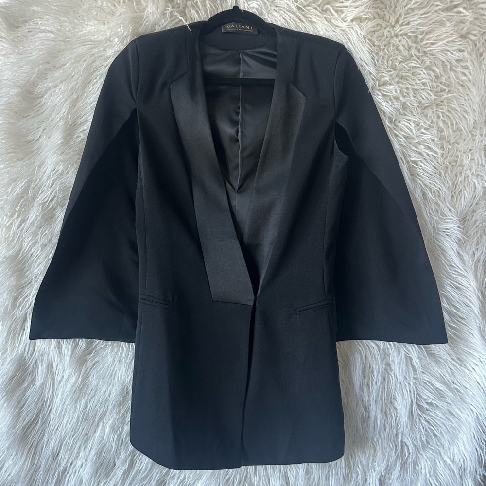 Valiant Paris Cape/Blazer- JC8